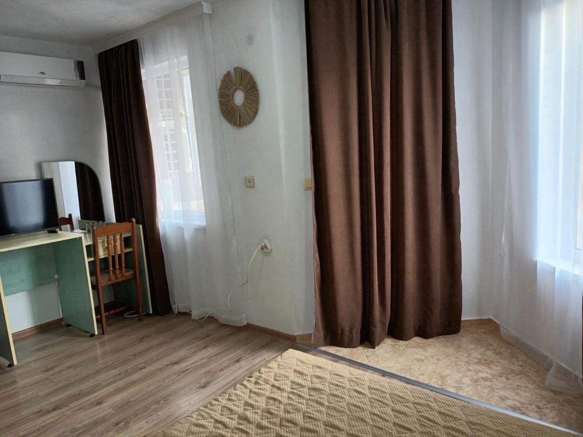 Guest House Alkor Obzor Exterior foto